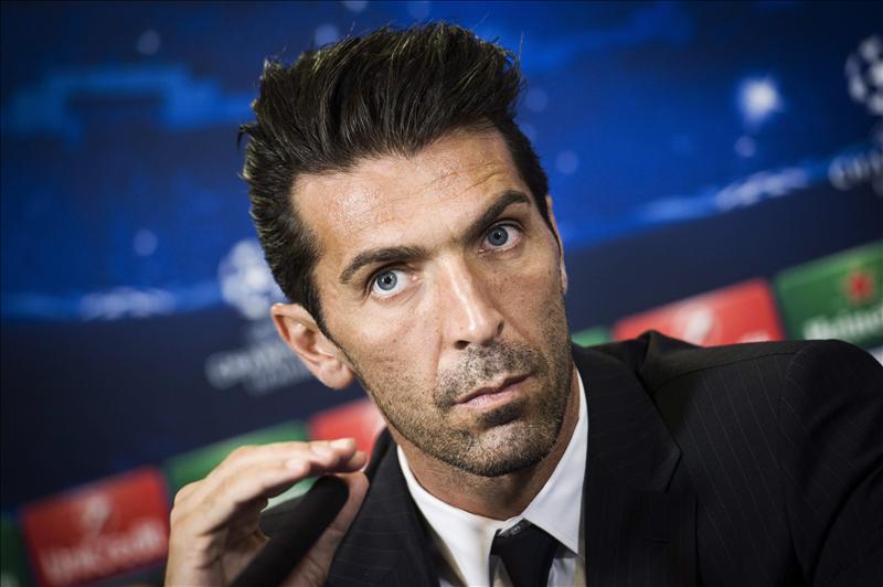 Buffon y Chiellini prorrogan su vínculo con el Juventus