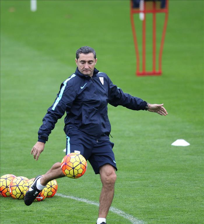 Valverde, con varias dudas para enfrentarse al Sporting por problemas físicos