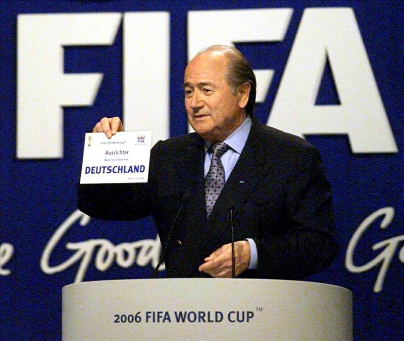 Blatter asegura que nunca pidió dinero a Beckenbauer para el Mundial 2006