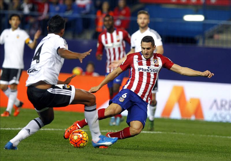 2-1. El fútbol del Atlético, Carrasco y Jackson desbordan al Valencia
