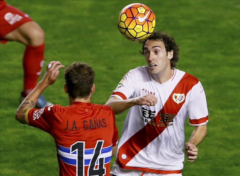 El Espanyol examina su irregularidad ante un Granada que desea salir descenso