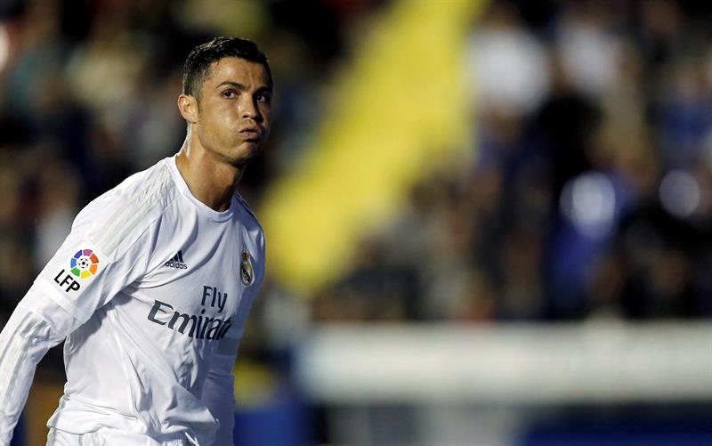 Ronaldo denunciará a una consultora por implicarlo en falsos negocios