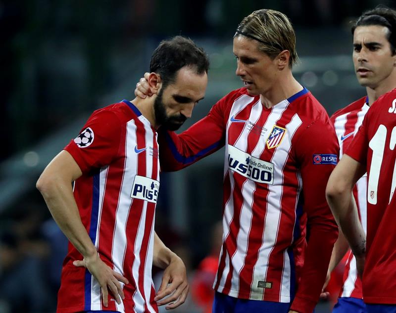Las lágrimas del Atlético, el lamento de Juanfran y el orgullo de la afición