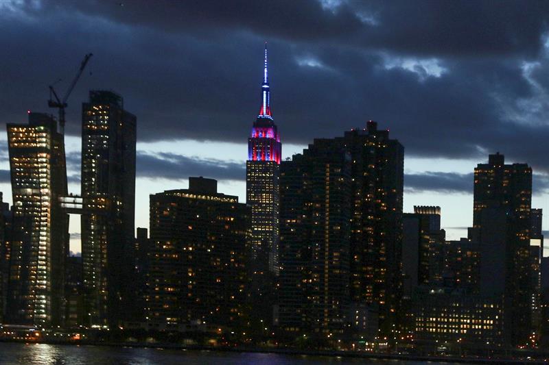 El Empire State se ilumina de azulgrana