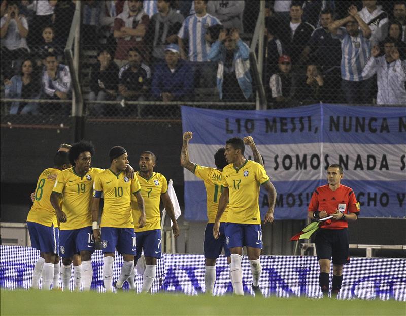 wp image 277383 - 1-1. Argentina empata con Brasil y profundiza su crisis de resultados