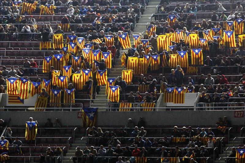 wp image 281610 - Admitida a trámite la demanda de dos socios del Barça contra la UEFA por las esteladas
