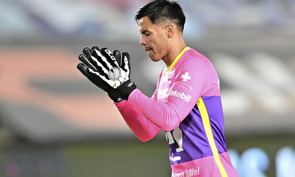 talavera portero pumas