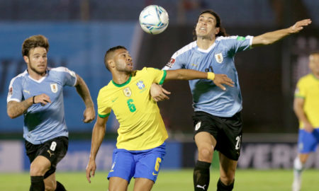 Brasil Uruguay 450x270 - Ola de críticas en Brasil por aceptar Copa América