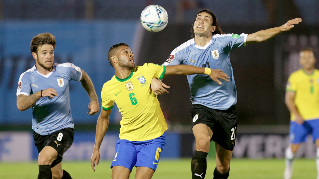 Brasil Uruguay - Ola de críticas en Brasil por aceptar Copa América