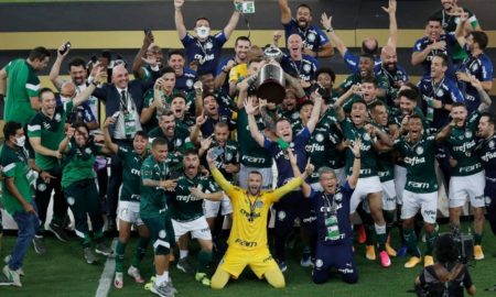 Palmeiras 1 450x270 - Palmeiras con gol en tiempo añadido es campeón de la Copa Libertadores