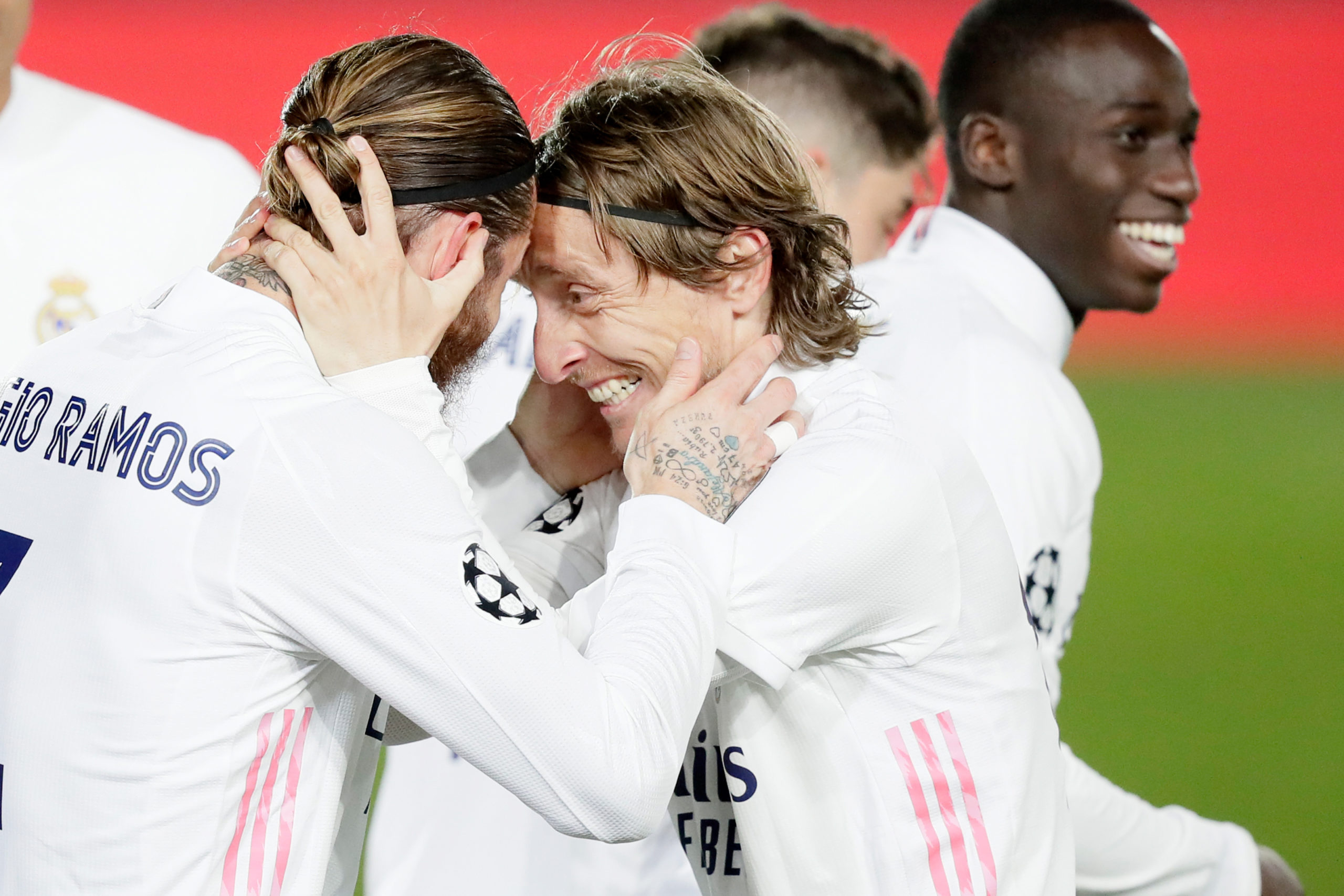 Real Madrid scaled - Real Madrid se instala en cuartos de final de la Champions