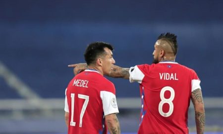 Vidal Medel 450x270 - Jugadores de Chile "rompen" burbuja sanitaria de su selección, habría sanciones