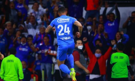Escobar Cruz Azul 450x270 - Cruz Azul vence a Pumas con golazo de Escobar