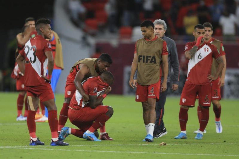 Aus 2 800x534 - Australia vence a Perú en penales y se clasifica a Qatar