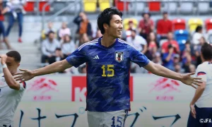 Kamata festeja el primer gol de Japon JFA 300x180 - Estados Unido exhibido por Japón 
