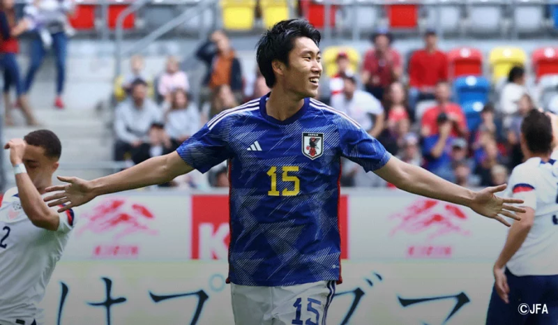 Kamata festeja el primer gol de Japon JFA 800x466 - Look back at the World Cup: best games on group stage