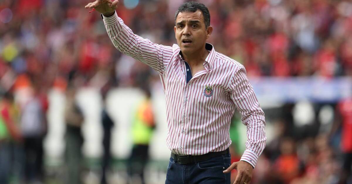 descarga 18 - Castigan a entrenador de Chivas por hablador