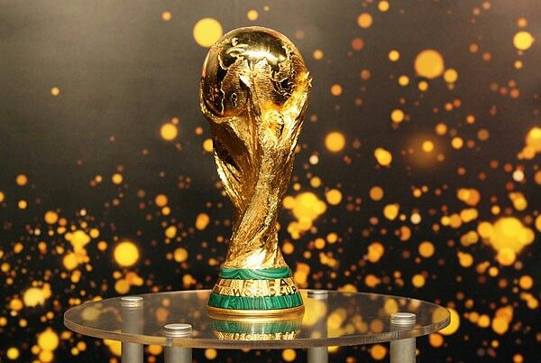 Cosas que no sabías del trofeo de la Copa del Mundo, Fútbol, Deportes