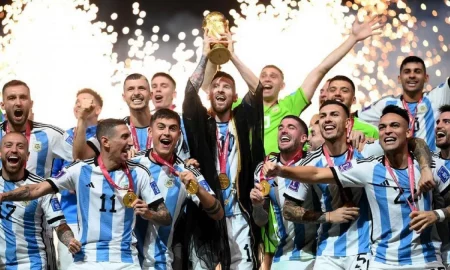 seleccion argentina copa messi 450x270 - Argentina ahora quiere el Mundial del 2030
