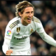 Modric 1 2 80x80 - Modric, eterno en Real Madrid, renueva un año mas