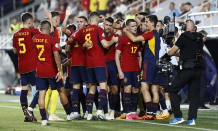 D1F33EB0 4D9C 4D83 84B8 0A58E62207ED 450x270 - Spain and England advance to the finals