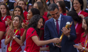 Espana Campeona 1 300x180 - Final del Mundial Femenino vista por mas de dos millones de personas en EEUU