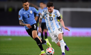 Argentina Uruguay 300x180 - Eliminatorias Conmebol, choque de titanes, Argentina contra Uruguay y Brasil