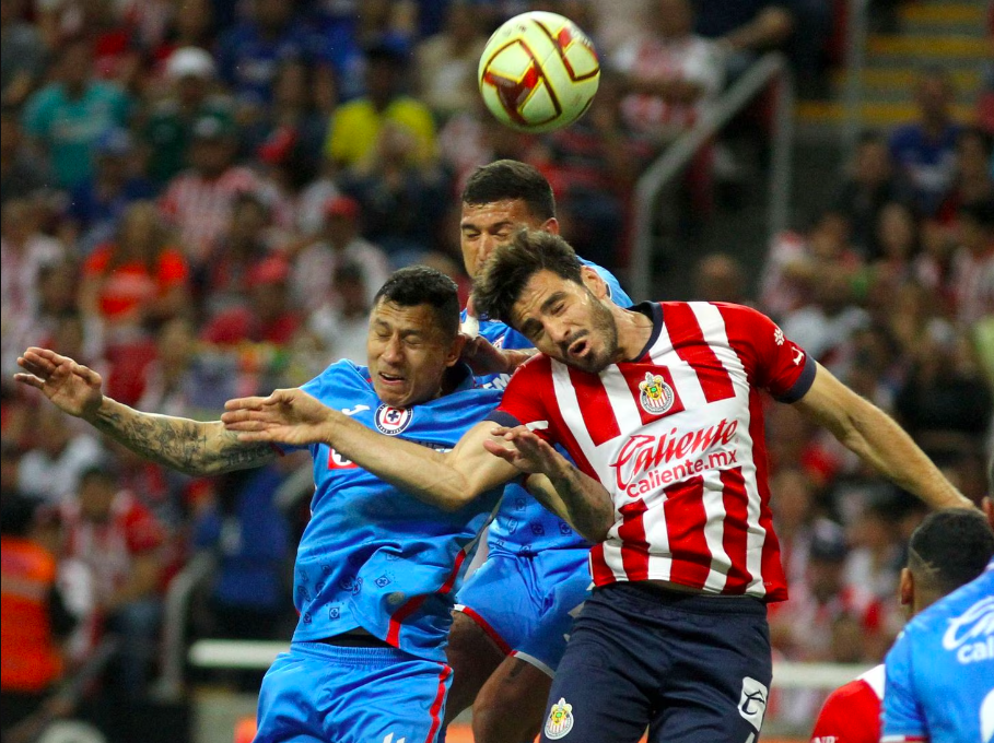 Chivas 1 2 - Telemundo Deportes te trae el Newcastle contra Arsenal y el Chivas vs. Cruz Azul