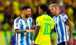Rodrygo 1 300x180 - Rodrygo denuncia ataques racistas en redes sociales por su enganche con Messi