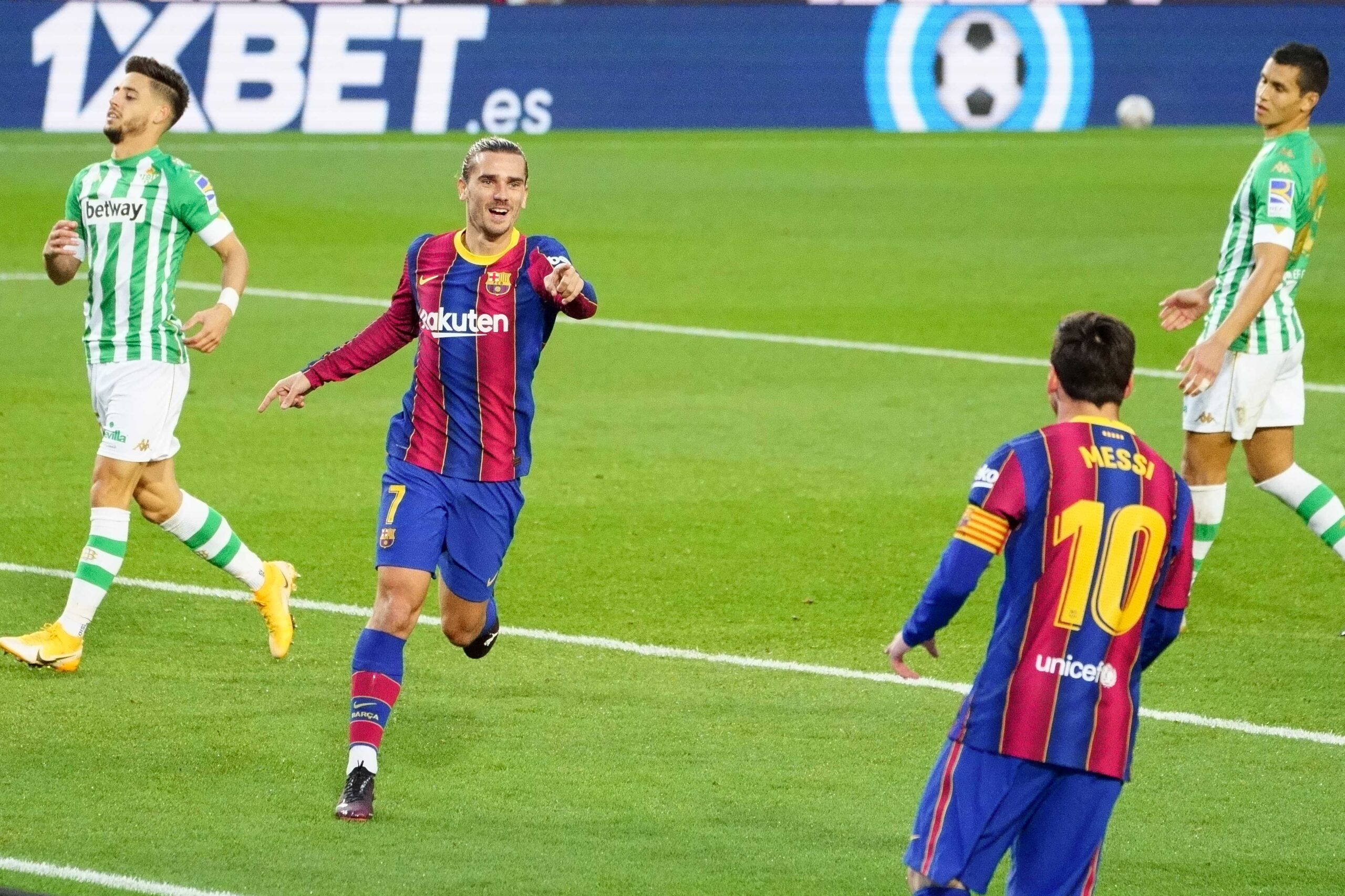 Antoine_Griezmann_and_Leo_Messi_FC_Barcelona_bd11f12a63