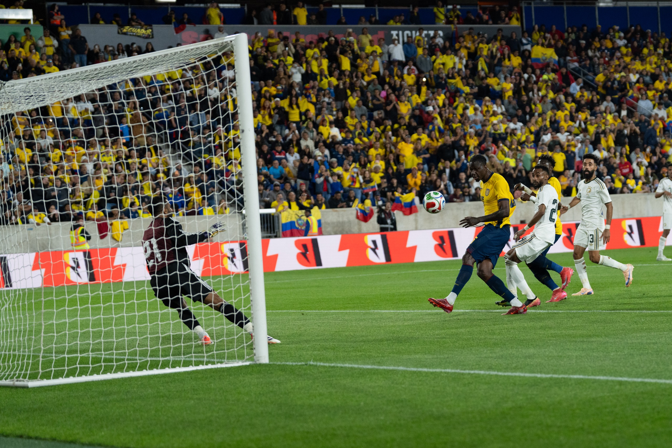 Ecuador 2-1 Saudi Arabia
