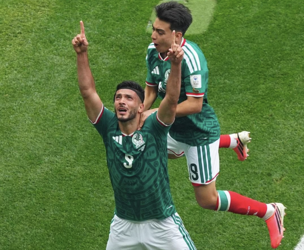 Madness at the Azteca! Mexico kicks off the World Cup with a win