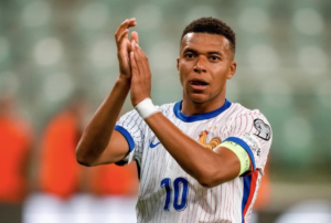 ¡Mbappé es Leyenda! guía victoria de Francia sobre Senegal