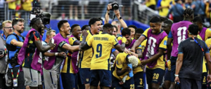 Ecuador sacude a Alemania y firma una noche para la historia