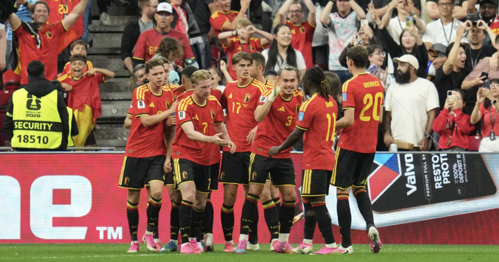 Bélgica despierta con goleada y termina líder tras un desatroso inicio