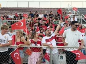 Pasión otomana en Norteamérica: Turquía inicia su camino a la Copa del Mundo arropada por su afición