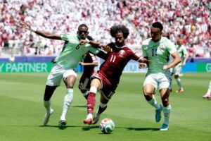 Suiza se descuidó y Qatar lo vacunó en final de película