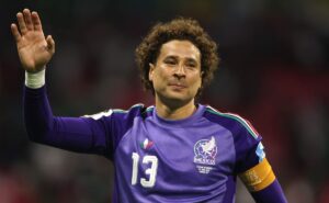 Memo Ochoa hace historia en el Mundial 2026 y recibe el exclusivo parche Legacy de la FIFA