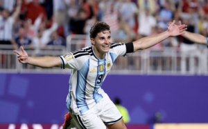 ¡Argentina sobrevive! Golazo de Julián los pone en semifinales