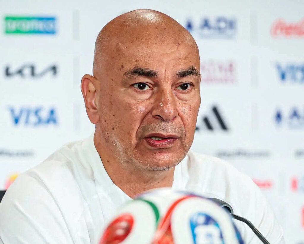 El DT de Egipto estalla contra la FIFA y Messi