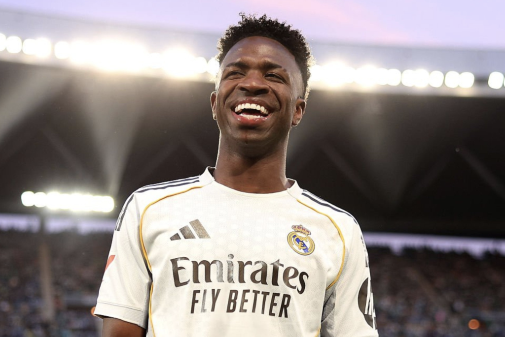 Real Madrid make a multi-million-dollar offer for Vinícius Jr.