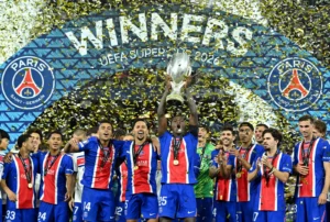 PSG vence al Aston Villa y conquista la Supercopa de la UEFA