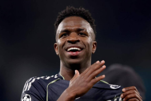 Vini Jr. renews contract with Real Madrid until 2032 after summer full of transfer rumors