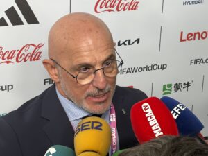España: Hay Mister para rato, renuevan a Luis de la Fuente