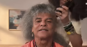 ¡Adiós a su melena! El Pibe Valderrama sorprende