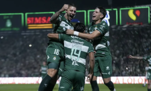 Santos Laguna hace historia con seis triunfos consecutivos
