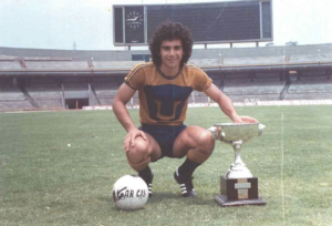 50 años del debut de Hugo: Pumas homenajeará a su leyenda ante Tigres