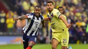 América empata con Rayados en su aniversario y termina con 10 jugadores